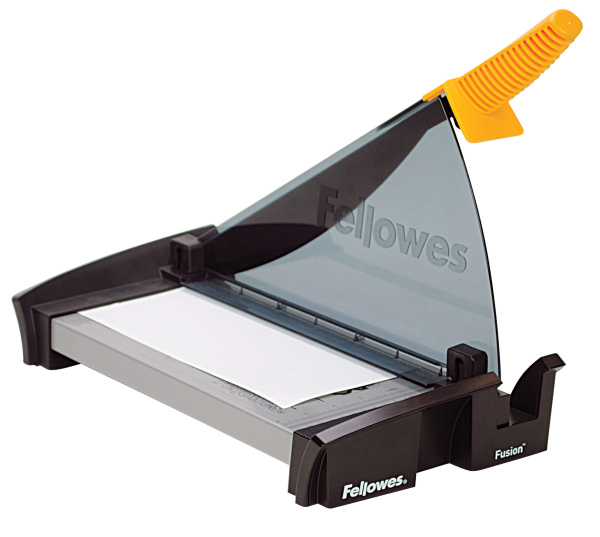 Резак сабельный Fusion A4, 10лст., пласт. защитный экран. (CRC 54108), шт