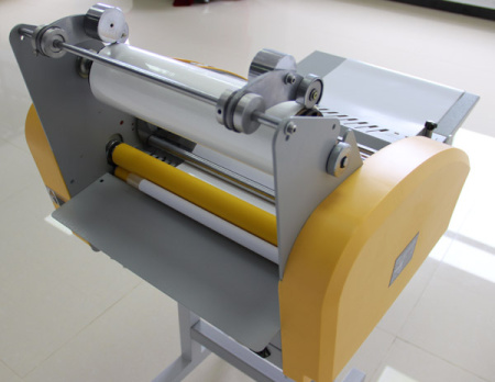 Ламинатор Bulros 3816