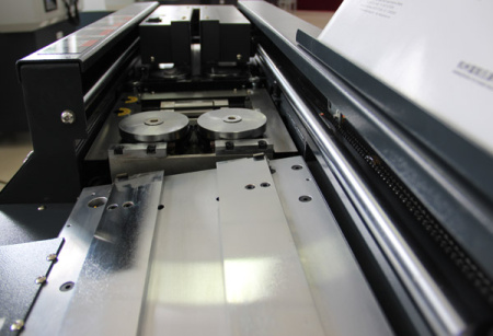 Автоматический термопереплётчик (ролики боковой проклейки, торшонирование и фреза) Bulros 50R