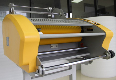 Ламинатор Bulros 3812