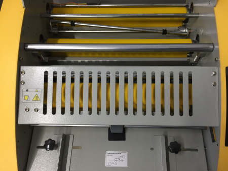 Ламинатор Bulros 3866