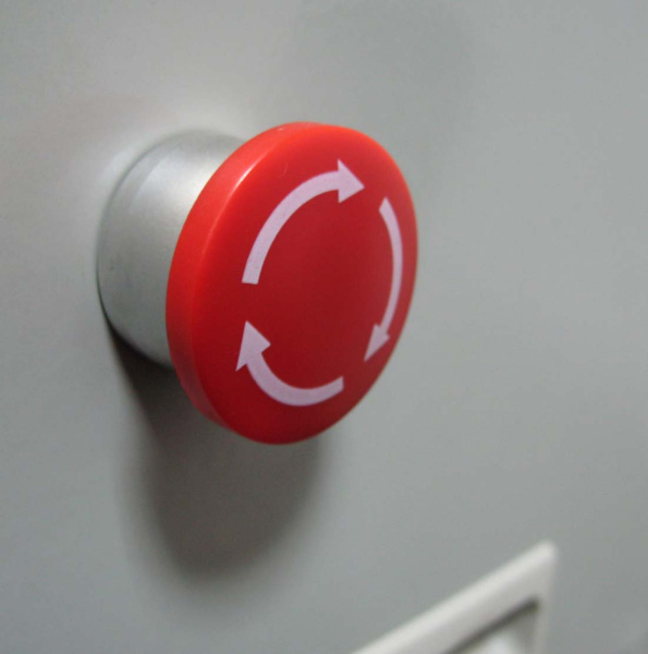 Автоматический программируемый гильотинный  резак Bulros 4808H