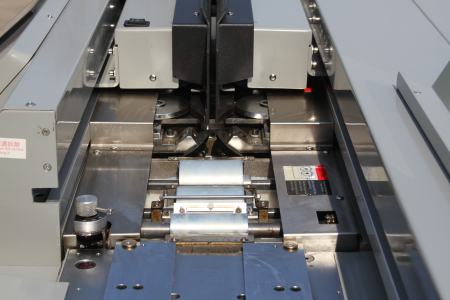 Автоматический термопереплётчик А3 (ролики боковой проклейки, торшонирование и фреза) Bulros 60R