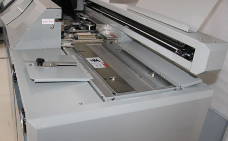 Автоматический термопереплётчик А4 (ролики боковой проклейки, торшонирование и фреза) Bulros 60B