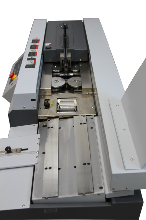 Автоматический термопереплётчик A3 (ролики боковой проклейки, торшонирование и фреза) Bulros 60M-A3