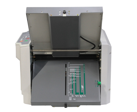 Автоматический фальцовщик до А3 формата с расширенными возможностями Bulros 298