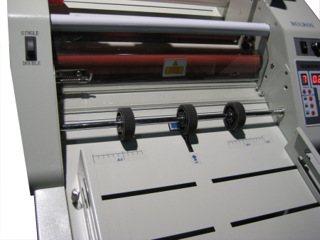 Ламинатор Bulros FM-360 automatic