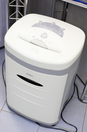 Уничтожитель бумаги PRO KGB 4012C